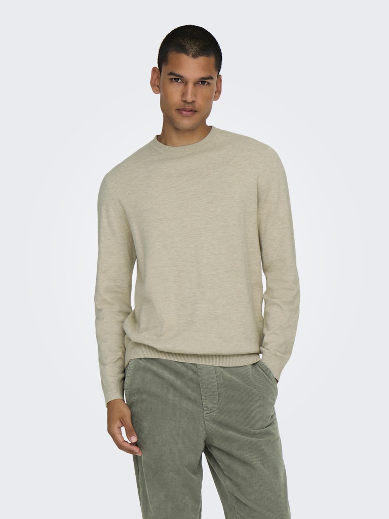 ONLY & SONS black textured knit sweater — long-sleeve crew neck pullover with minimalist design from Fall Winter collection.