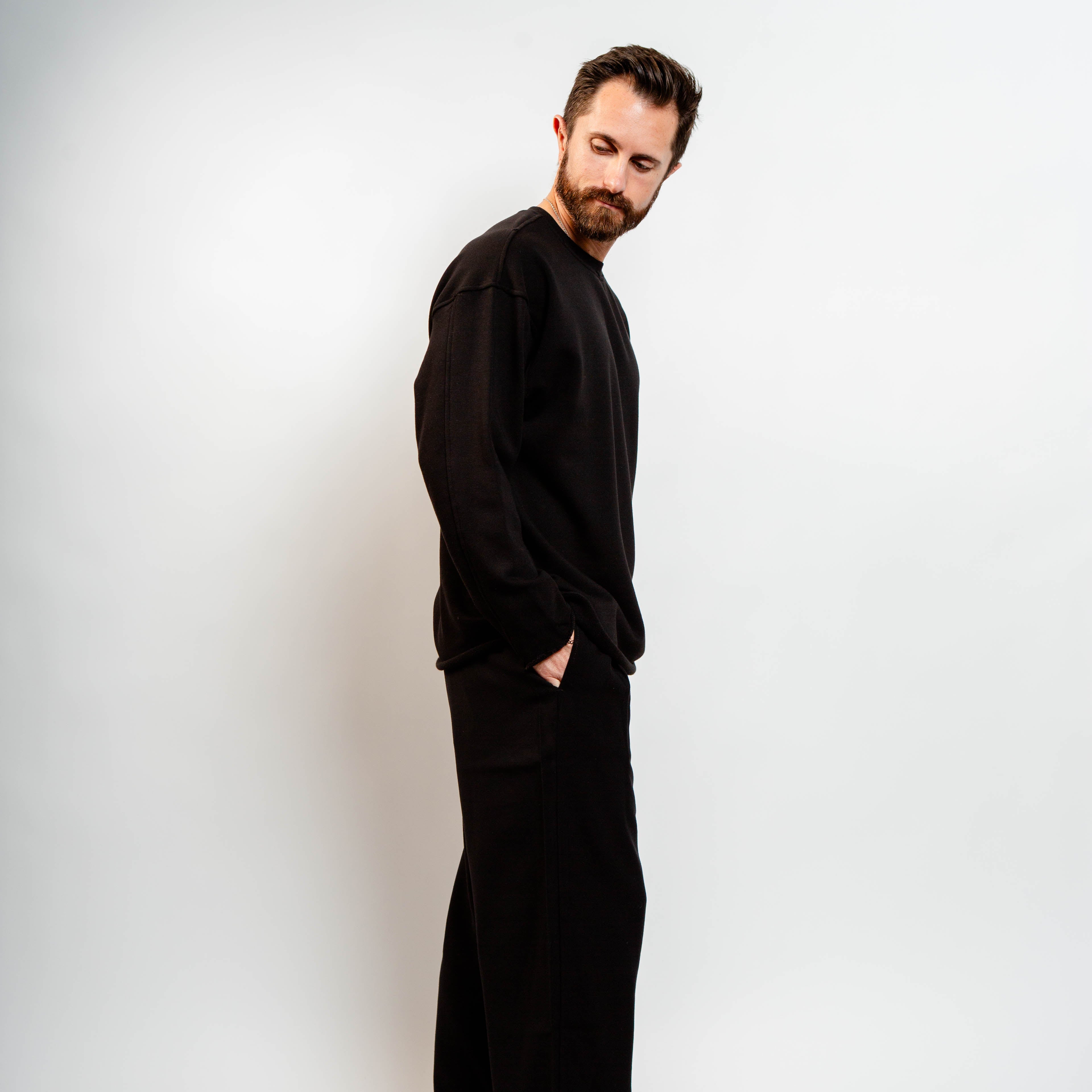 Minimalist cotton pullover