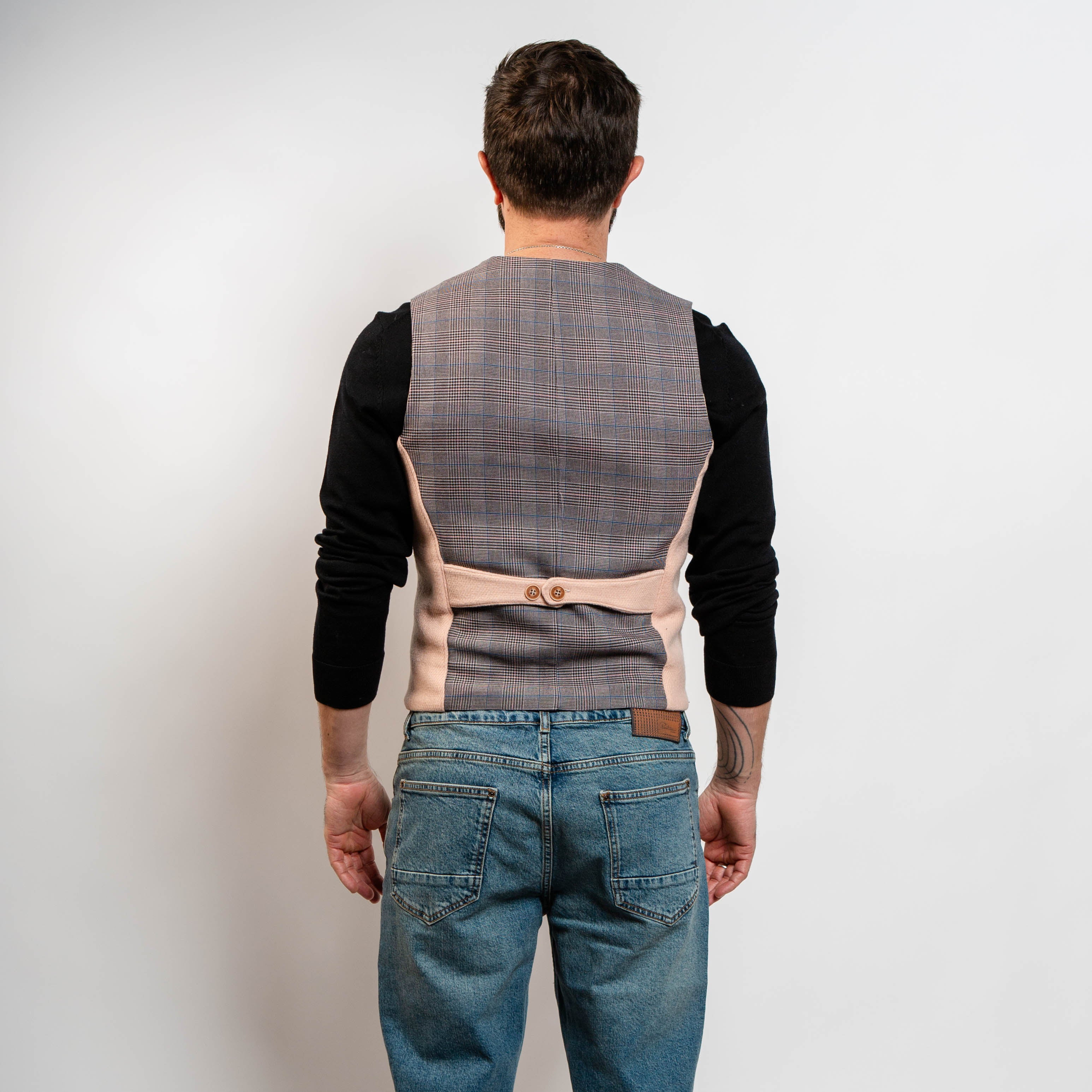 Modern waistcoat – wool blend in soft blush