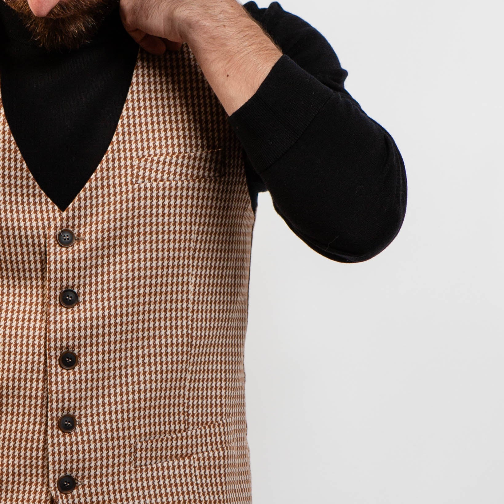Houndstooth waistcoat sand and brown